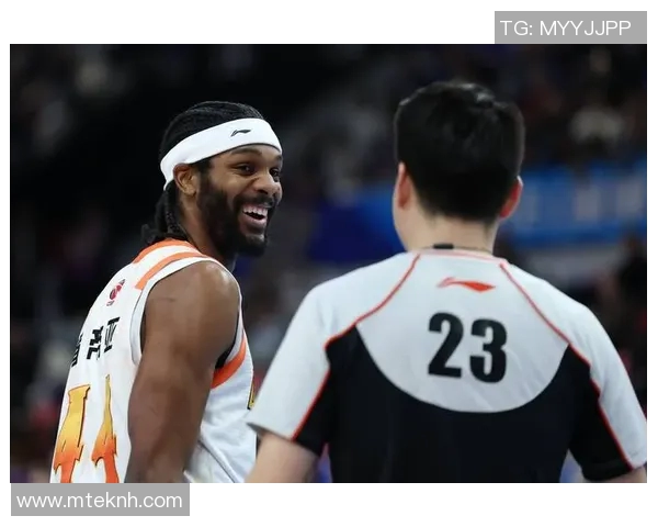 江苏肯帝亚队主教练因健康原因请假，副教练暂代指挥——球队未来走势引发关注